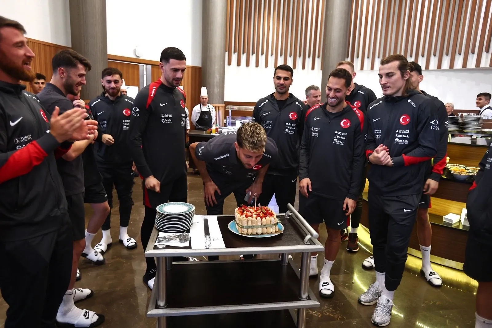 Atakan Karazor’un doğum günü Milli Kamp