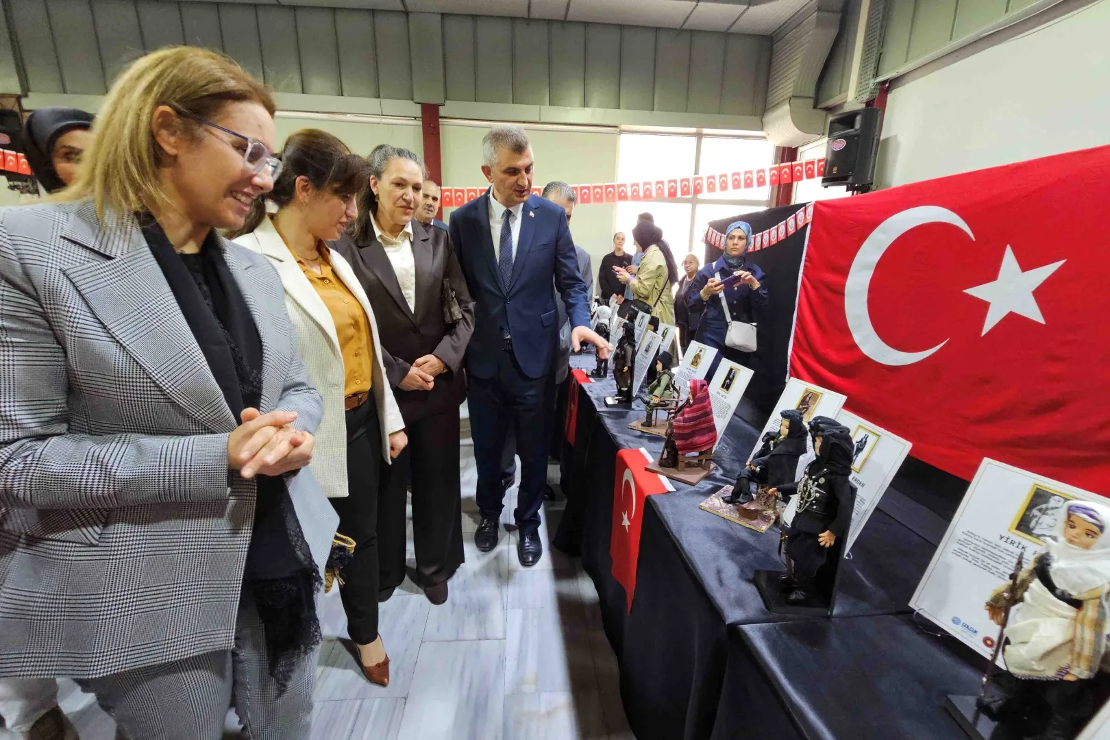 Kahraman Türk Kadınları Gölcük’te buluştu