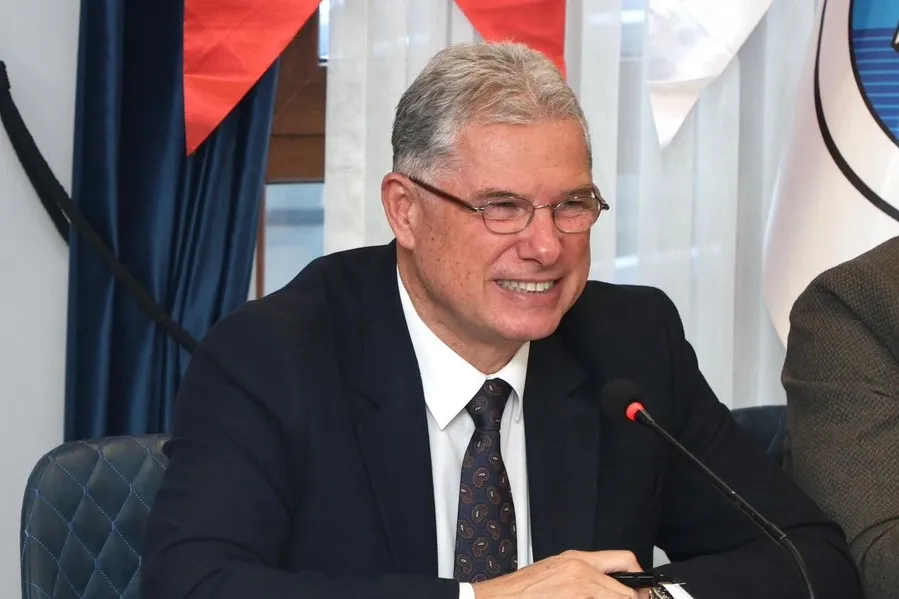 Mudanya Belediye Başkanı Deniz Dalgıç’ın kapatılan hesabı yeniden açıldı