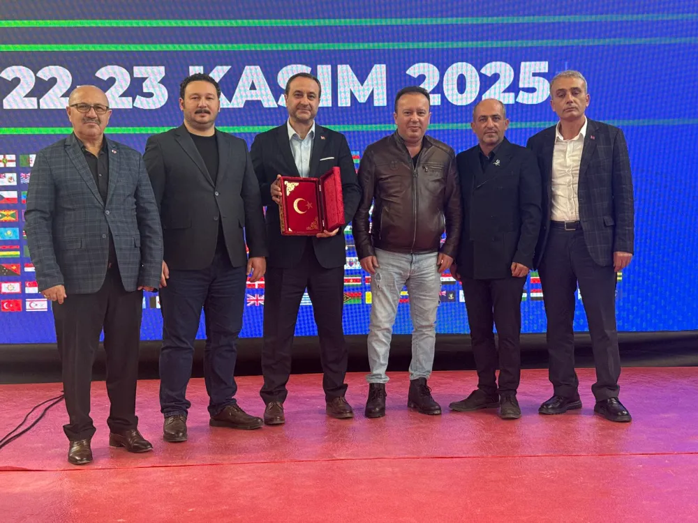 SAĞLIK FUARINA SÜRPRİZ ZİYARETÇİ