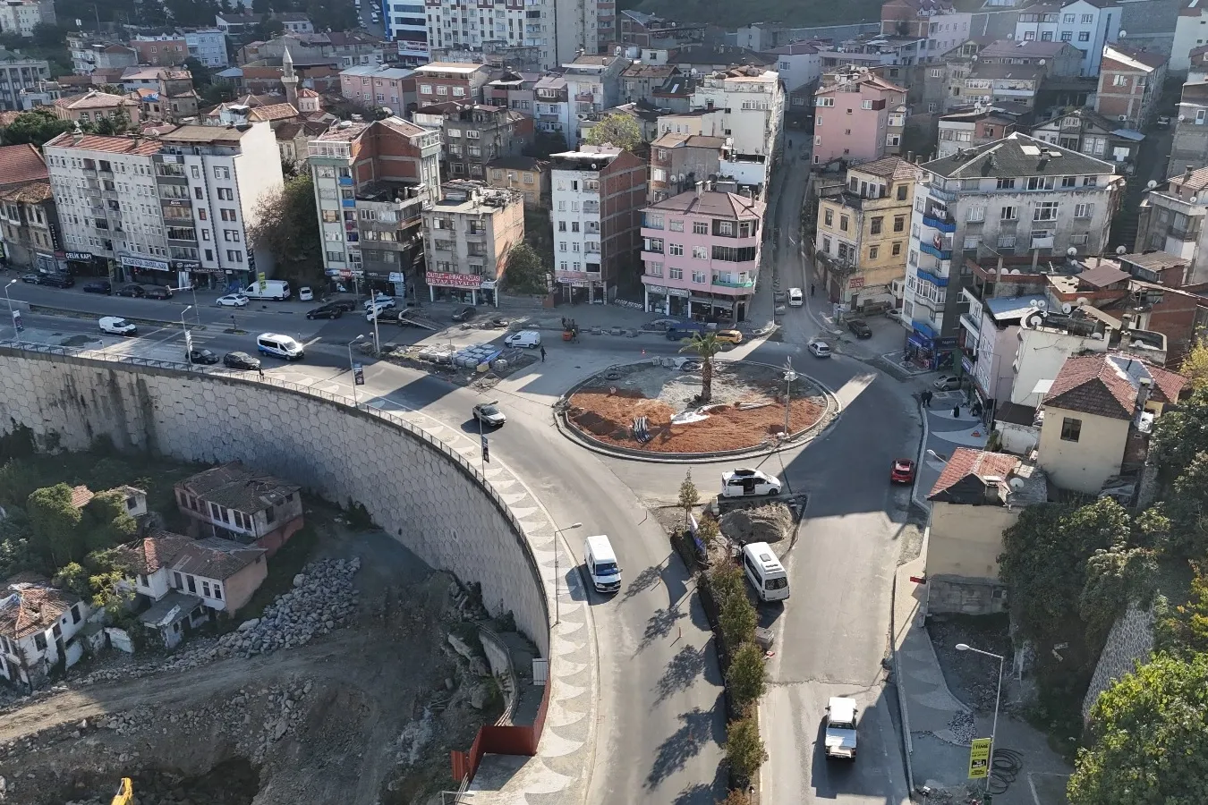 Trabzon Büyükşehir’den Esentepe’ye modern kavşak