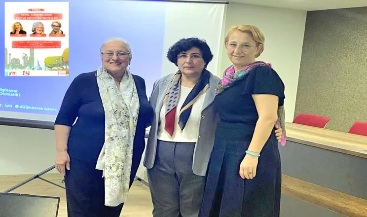 CHP İzmir Kadın Kolları ve Eşit Yaşam Derneği’nden “Eşit ve Eşitleyici Hizmet” Paneli