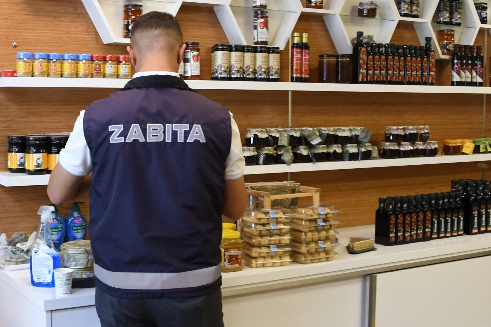 İzmir Narlıdere Zabıtası