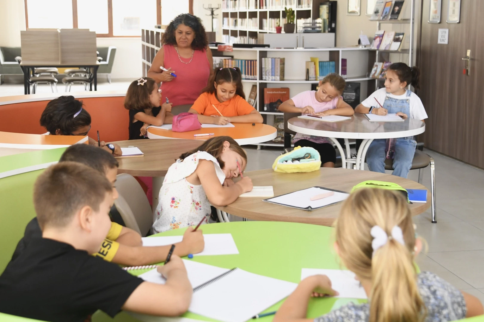 Bursa Osmangazi’de çocuklar bu atölyede yazma alışkanlığı kazanıyor