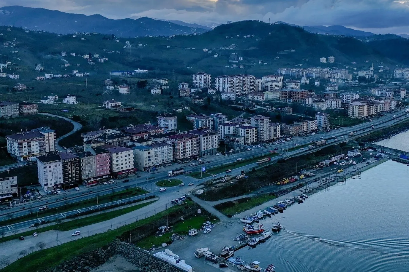 Trabzon Arsin’e yeni taksi durakları geliyor
