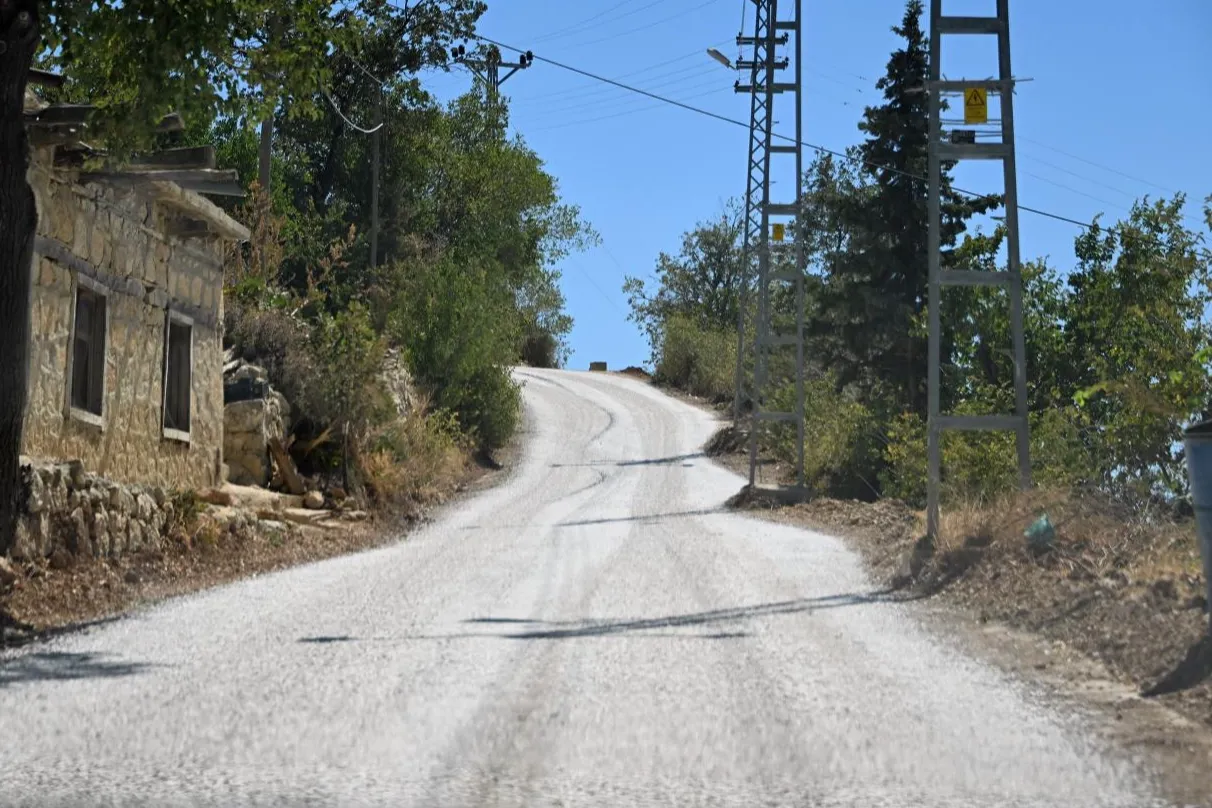 Mersin Çömelek Mahallesi’nde tarihi asfalt sevinci