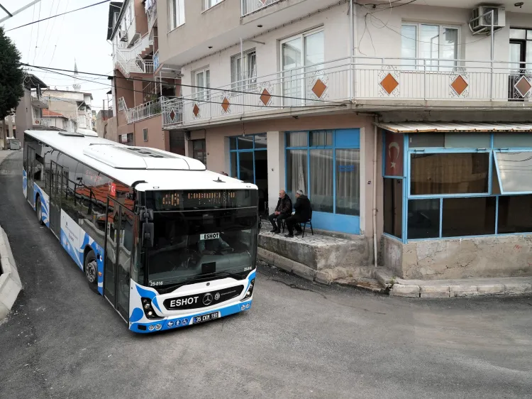 İzmirlilerin alçak tabanlı otobüs talebi dikkate alındı