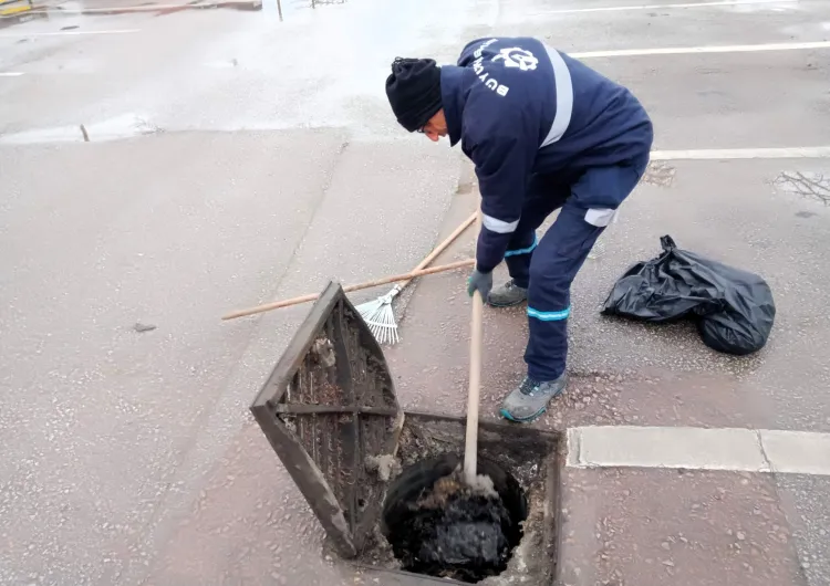 Kocaeli'de ekipler su baskını ve taşkın riskine karşı sahada